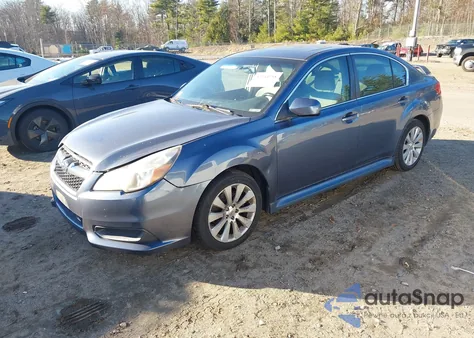 2013 Subaru Legacy 2.5I Premium z USA, uszkodzony, nr VIN 4S3BMBG69D3018259
